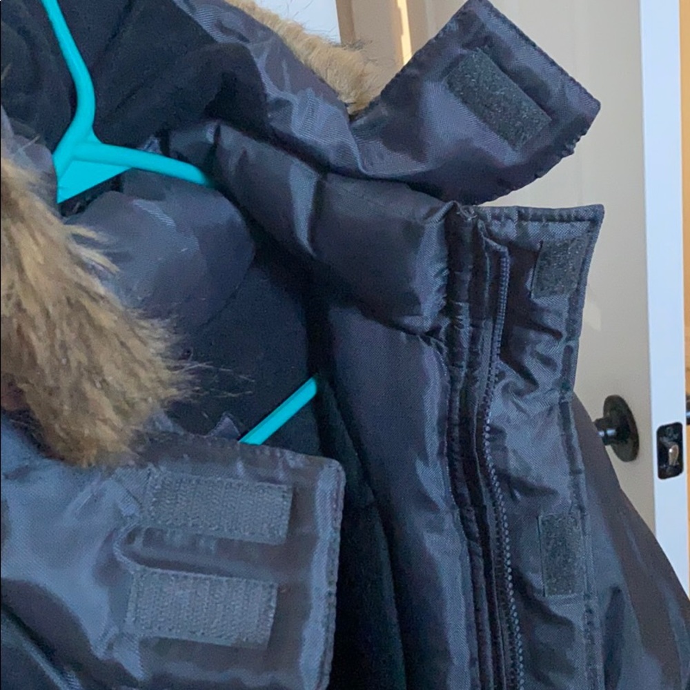 Winter coat/jacket - Picture 3 of 3